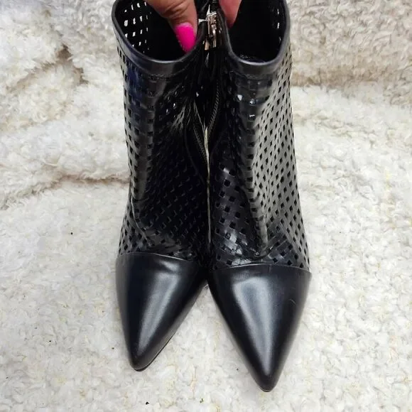 Sandro Paris Black Laser Cutout Leather Wedge‎ Ankle Boots sz 39 - Picture 3 of 8